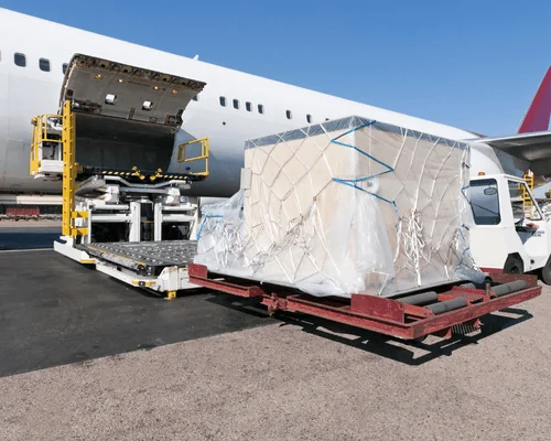 cargo loading in to a plane