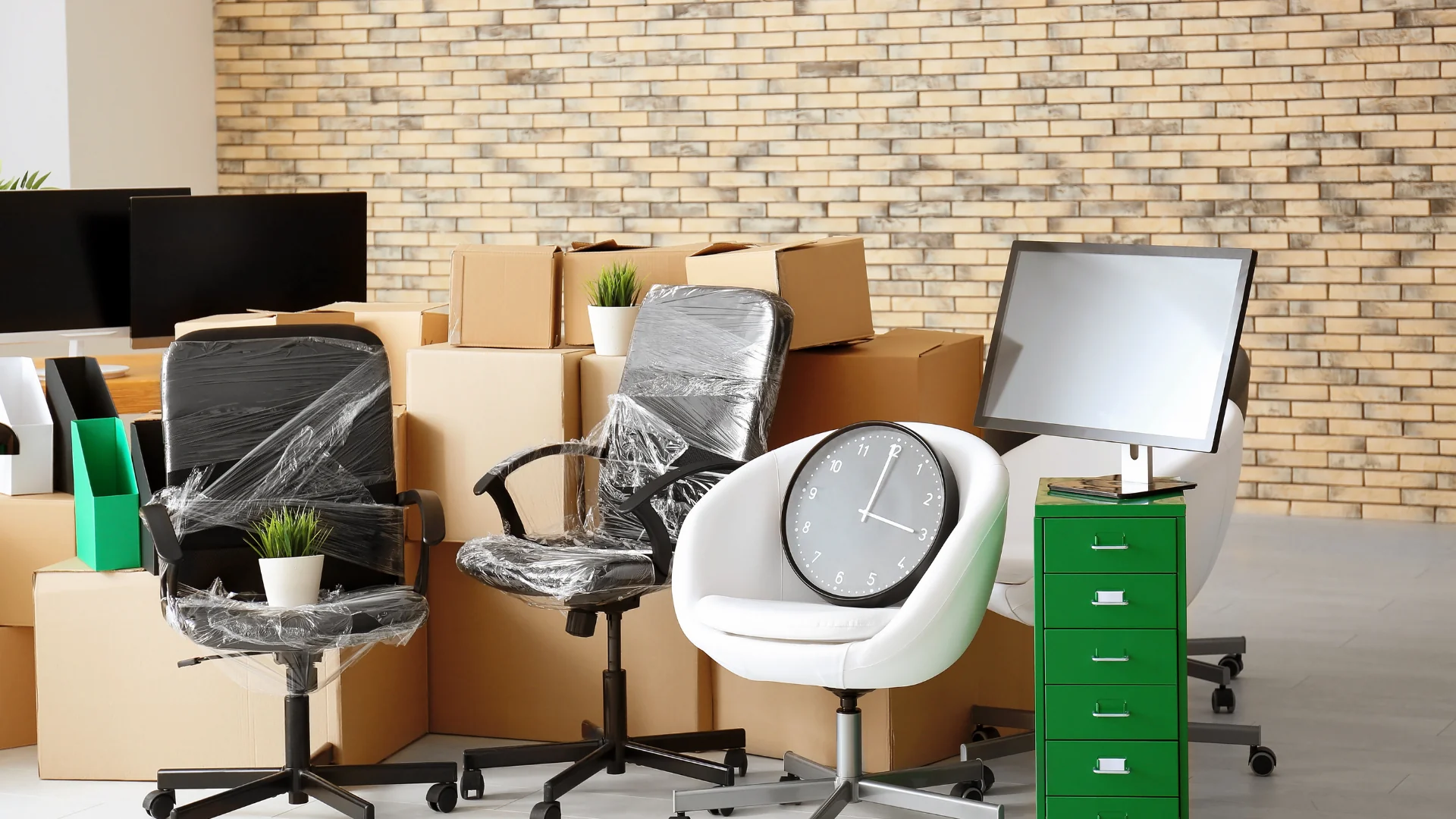 The Most Affordable Way to Ship Furniture heading