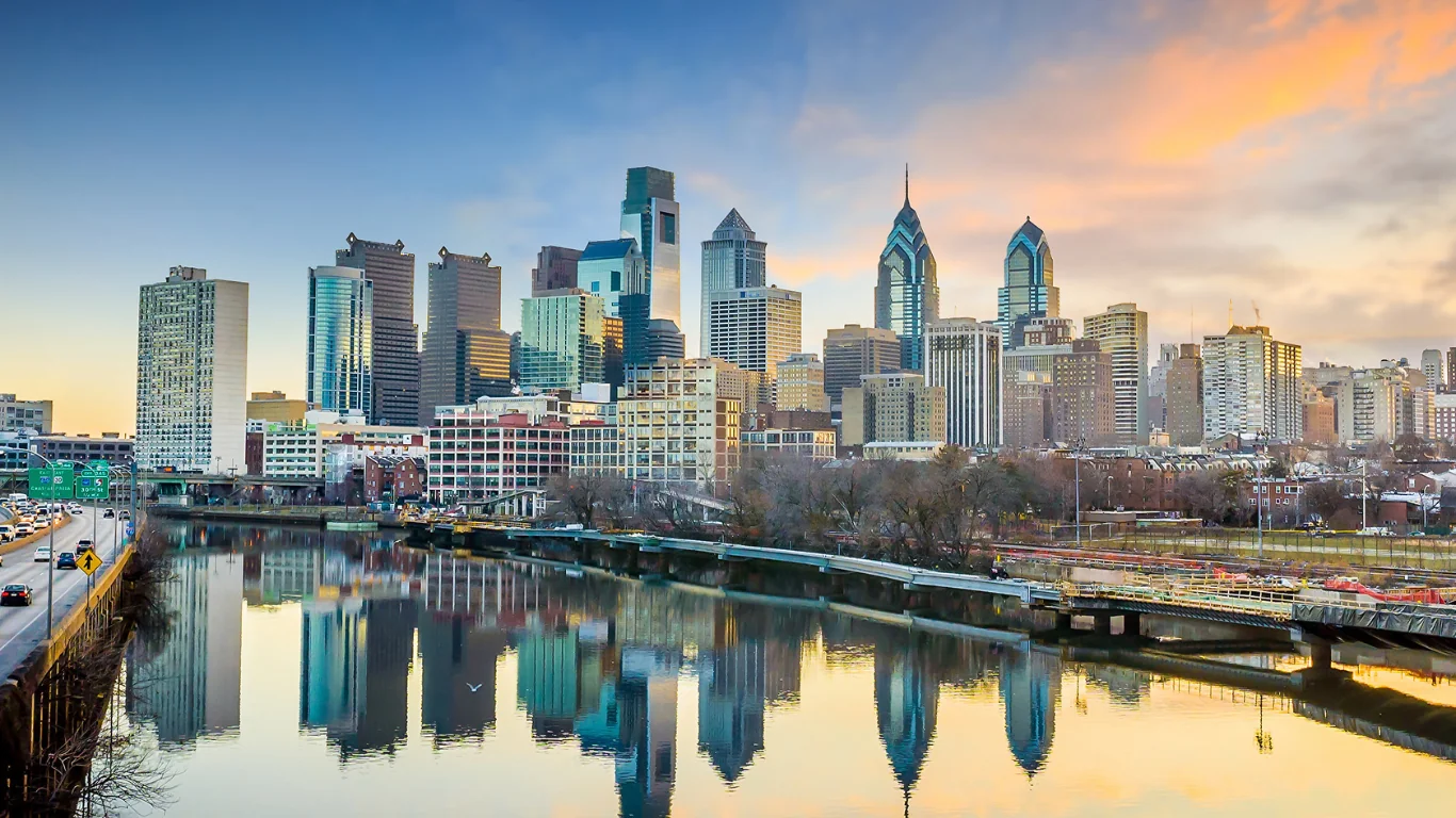 far shot of the city of Philadelphia at dusk 