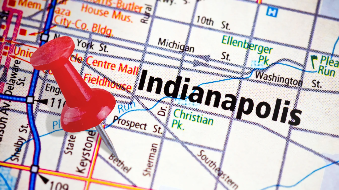 flat map with a red pin in the city of Indianapolis 