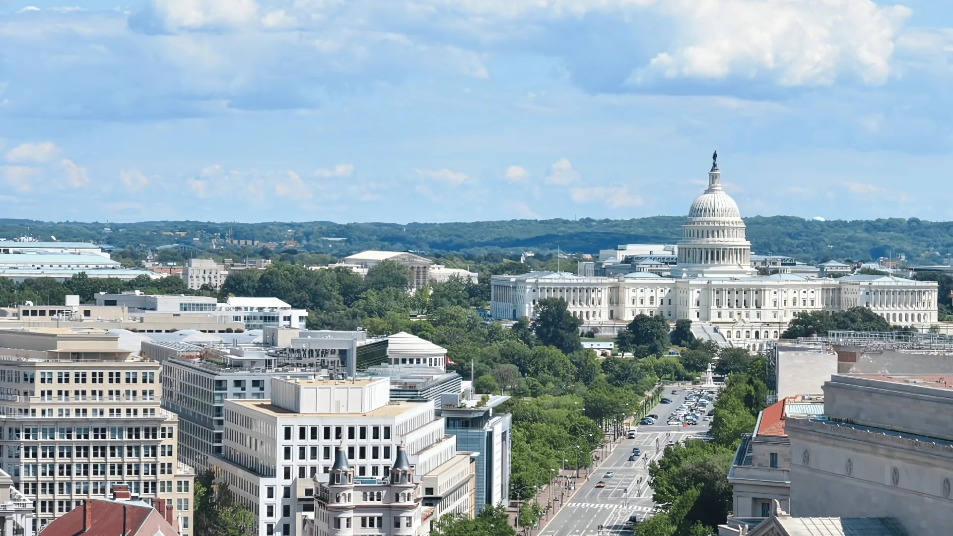 Washington D.C. Freight Shipping aerial view of Washington D.C. and the Capitol Building in the daytime