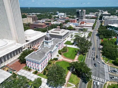 Tallahassee Capitol Building and Roads 