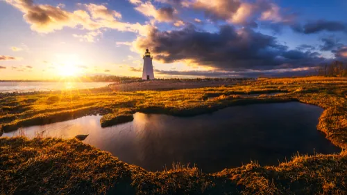 Sunrise on the lighthouse in Bridgeport, CT