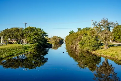 a lake in Davie Florida