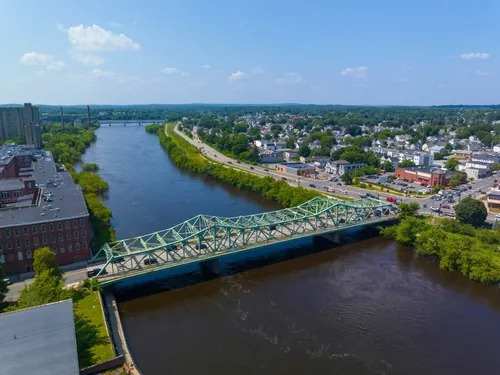 Lowell Freight Shipping